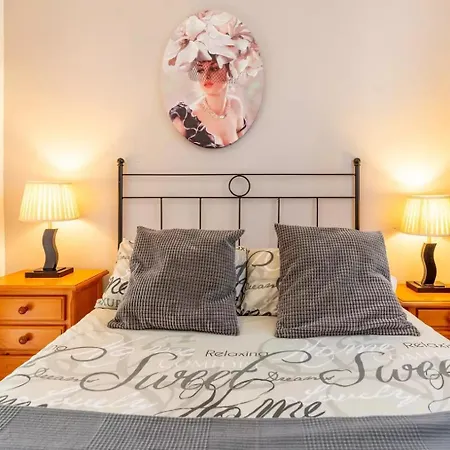 4 Bedroom 6 Guests 60m From Apartment Torremolinos
